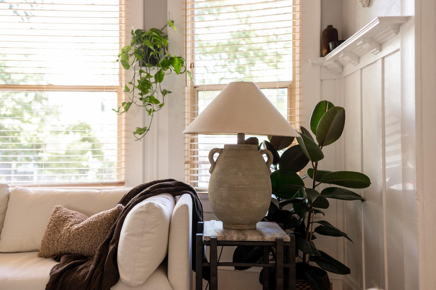 Detail Gallery Image 40 of 79 For 1300 19th St, Sacramento,  CA 95811 - – Beds | – Baths