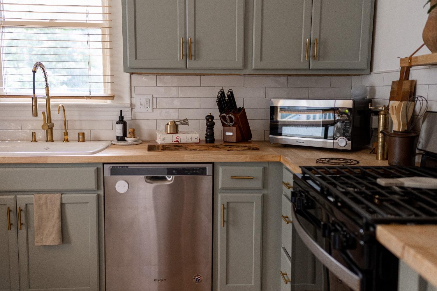 Detail Gallery Image 63 of 79 For 1300 19th St, Sacramento,  CA 95811 - – Beds | – Baths