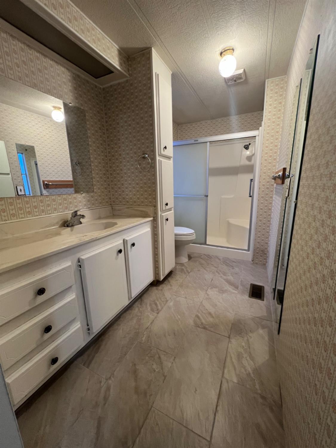 Detail Gallery Image 19 of 26 For 19690 Nhwy99 Sp 139, Acampo,  CA 95220 - 2 Beds | 2 Baths