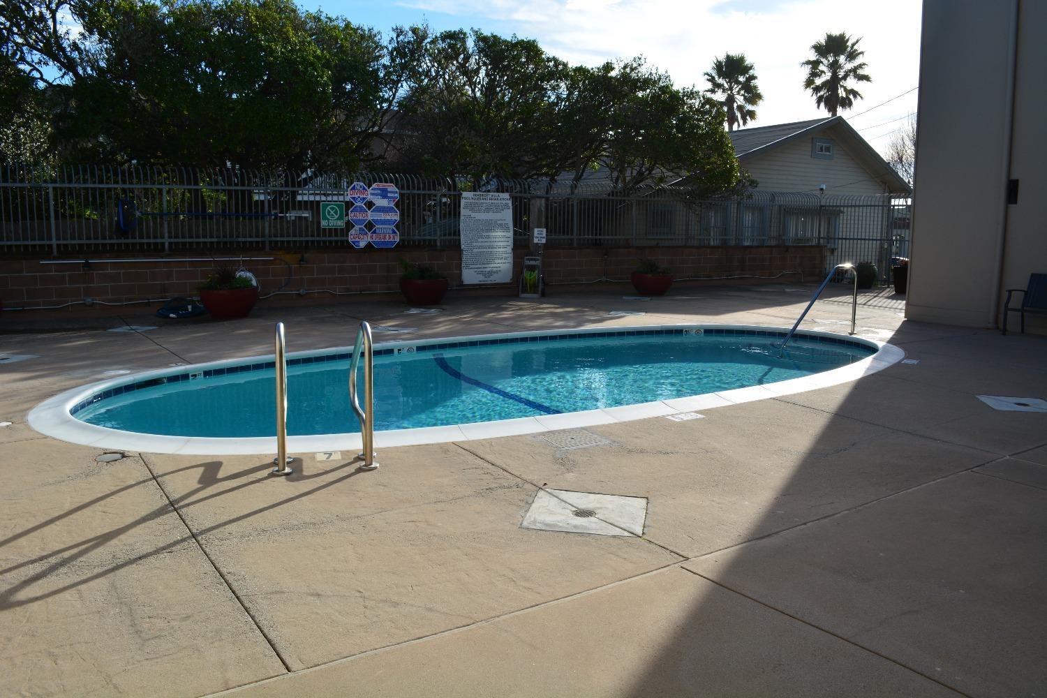 Detail Gallery Image 51 of 52 For 220 Atlantic Ave #204,  Santa Cruz,  CA 95062 - 1 Beds | 1 Baths