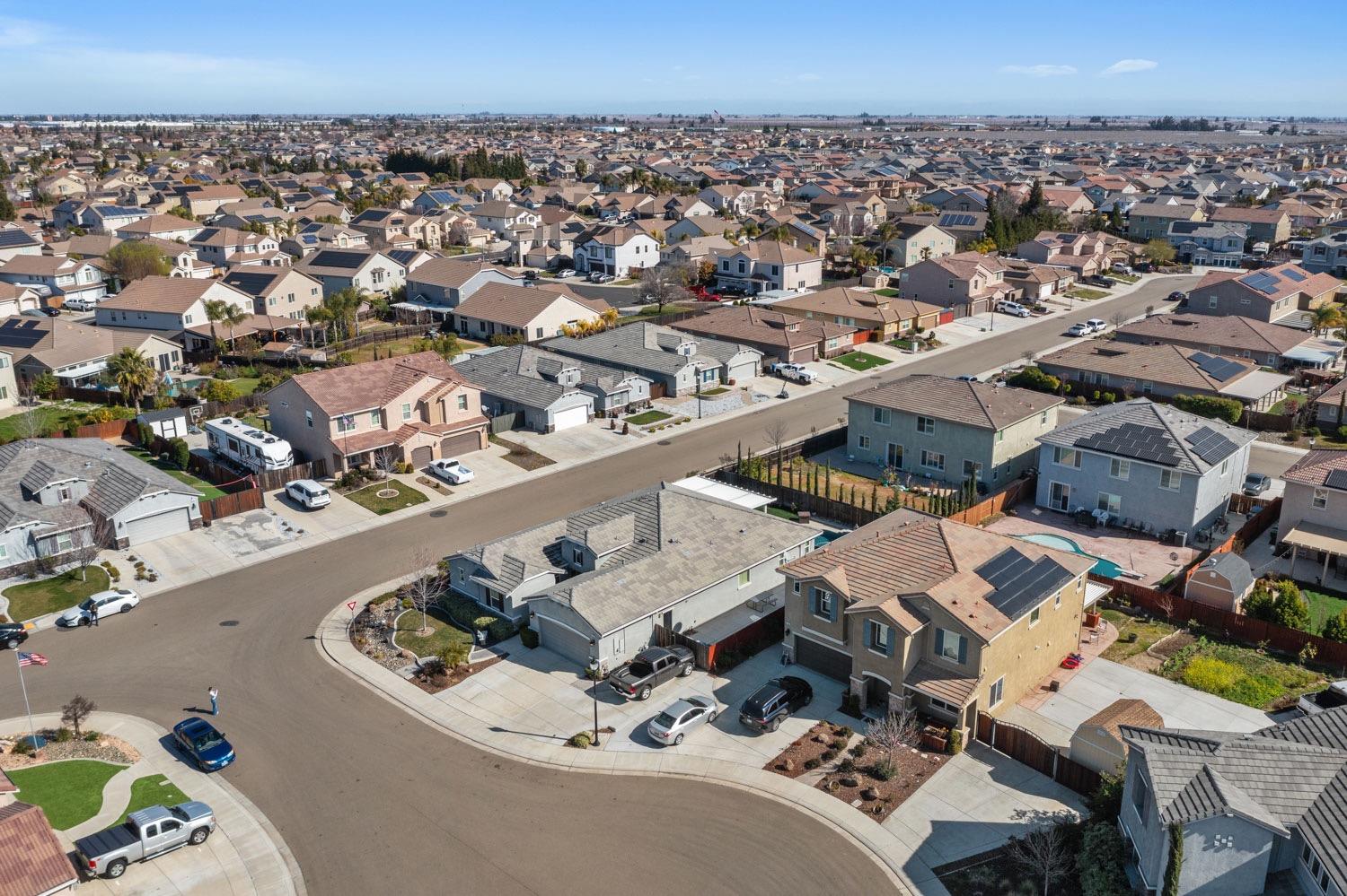 Detail Gallery Image 67 of 67 For 2320 Emigrant Pl, Manteca,  CA 95337 - 4 Beds | 3/1 Baths