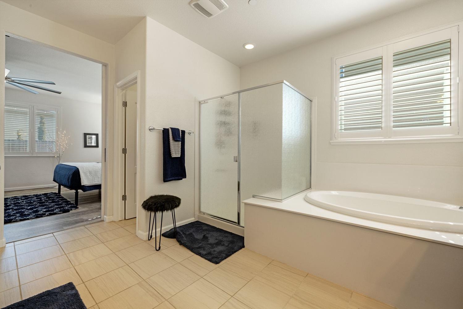 Detail Gallery Image 47 of 67 For 2320 Emigrant Pl, Manteca,  CA 95337 - 4 Beds | 3/1 Baths