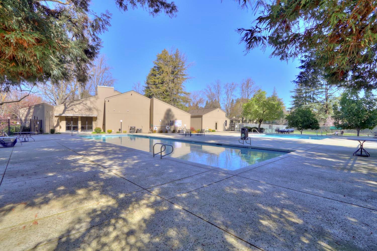 Swarthmore Drive, Sacramento, California image 47