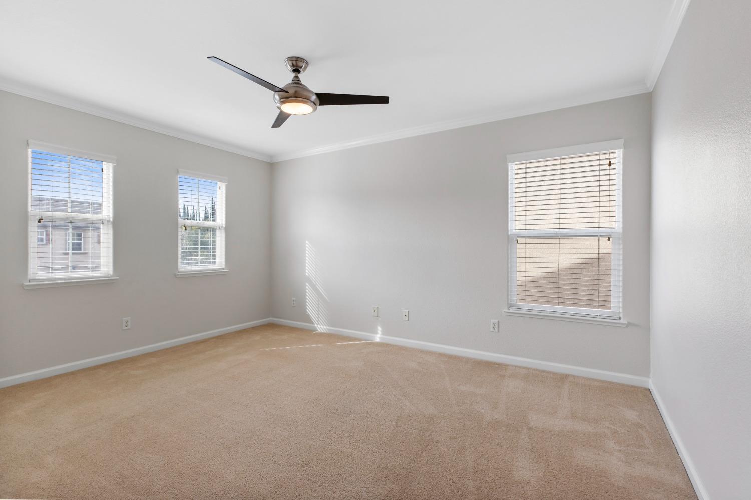 Detail Gallery Image 8 of 22 For 2205 Driftwood Park Dr, Modesto,  CA 95355 - 4 Beds | 2/1 Baths