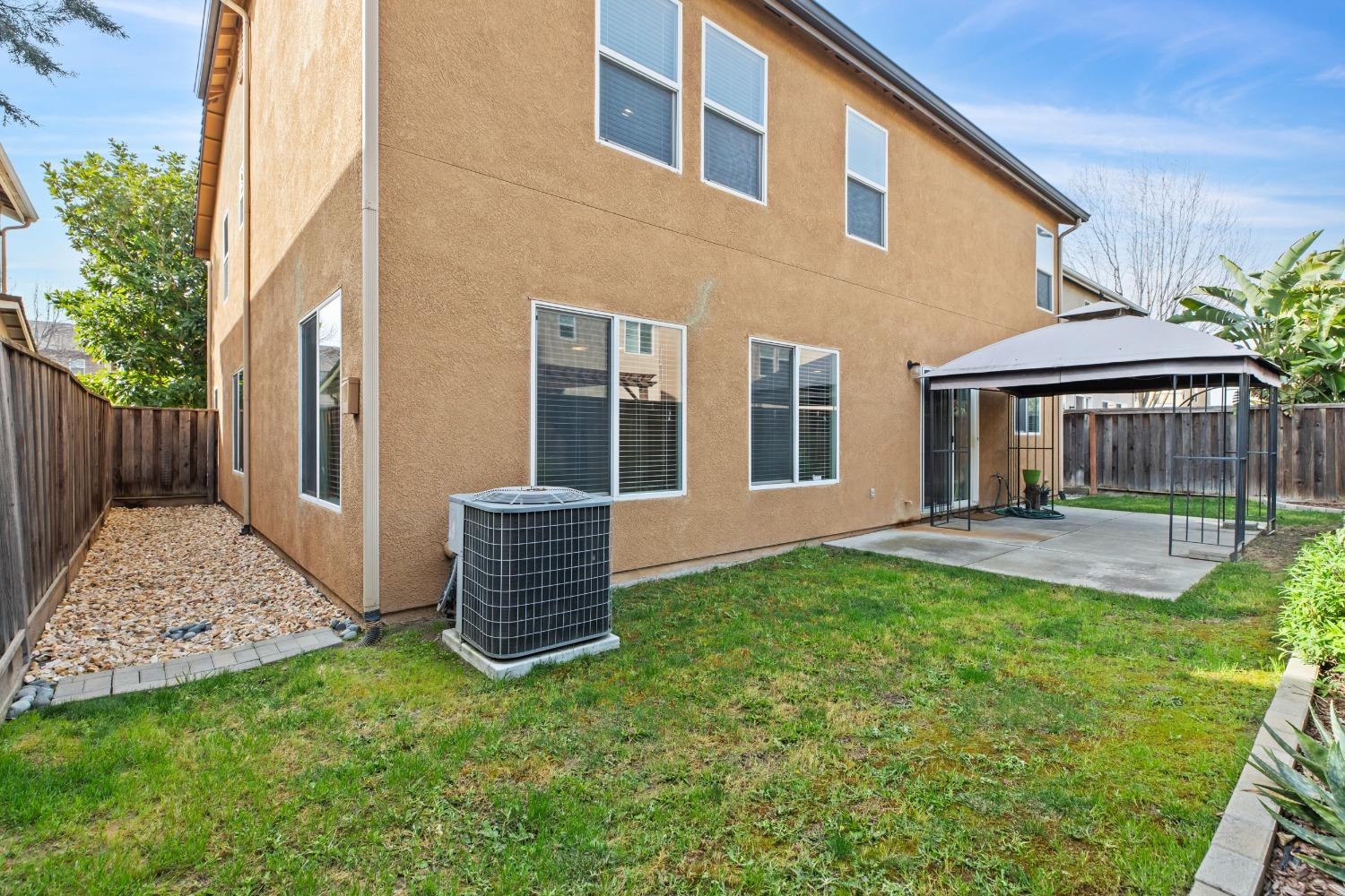Detail Gallery Image 19 of 22 For 2205 Driftwood Park Dr, Modesto,  CA 95355 - 4 Beds | 2/1 Baths