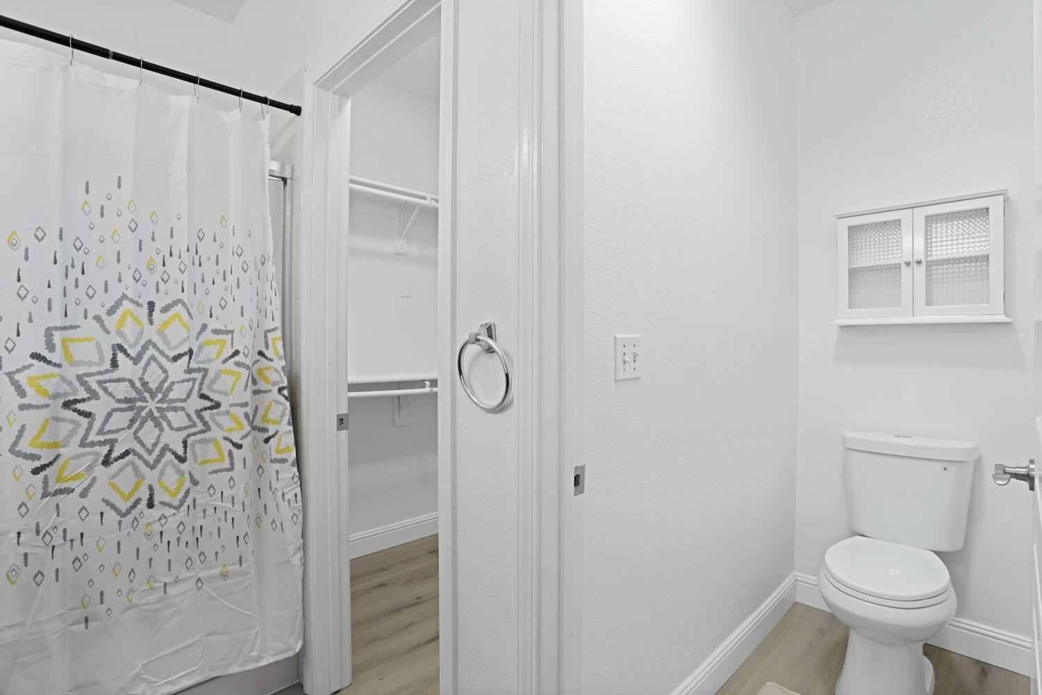 Detail Gallery Image 16 of 31 For 9511 Theresa Cir, Stockton,  CA 95209 - 3 Beds | 2 Baths