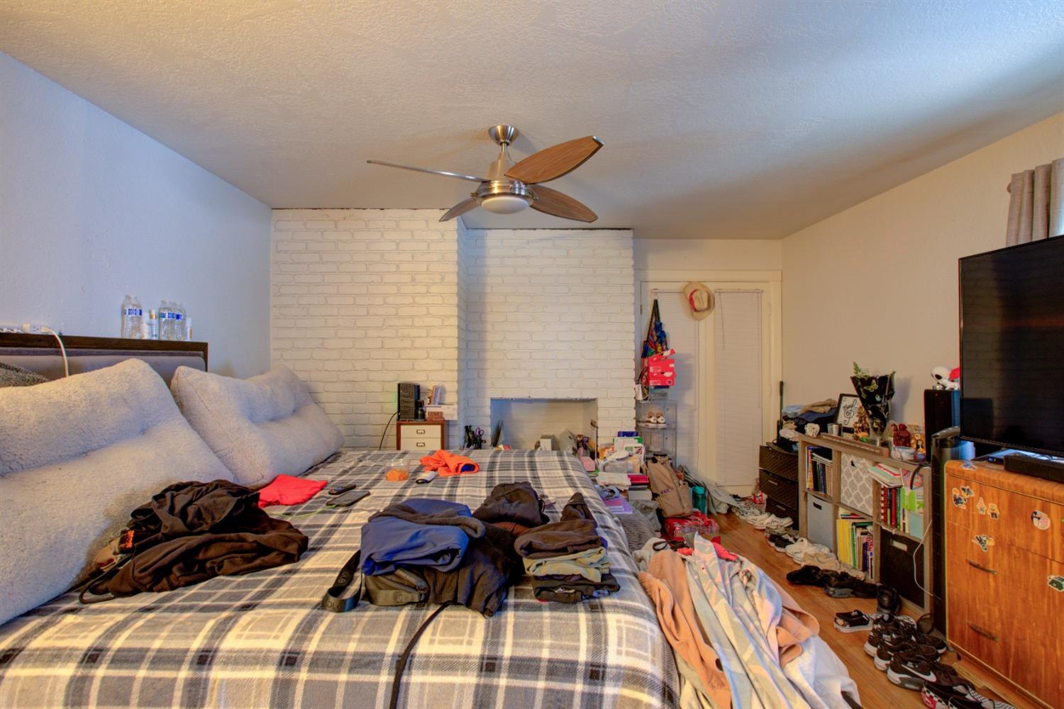 Detail Gallery Image 10 of 34 For 2218 Monticello Ave, Modesto,  CA 95350 - 4 Beds | 2 Baths