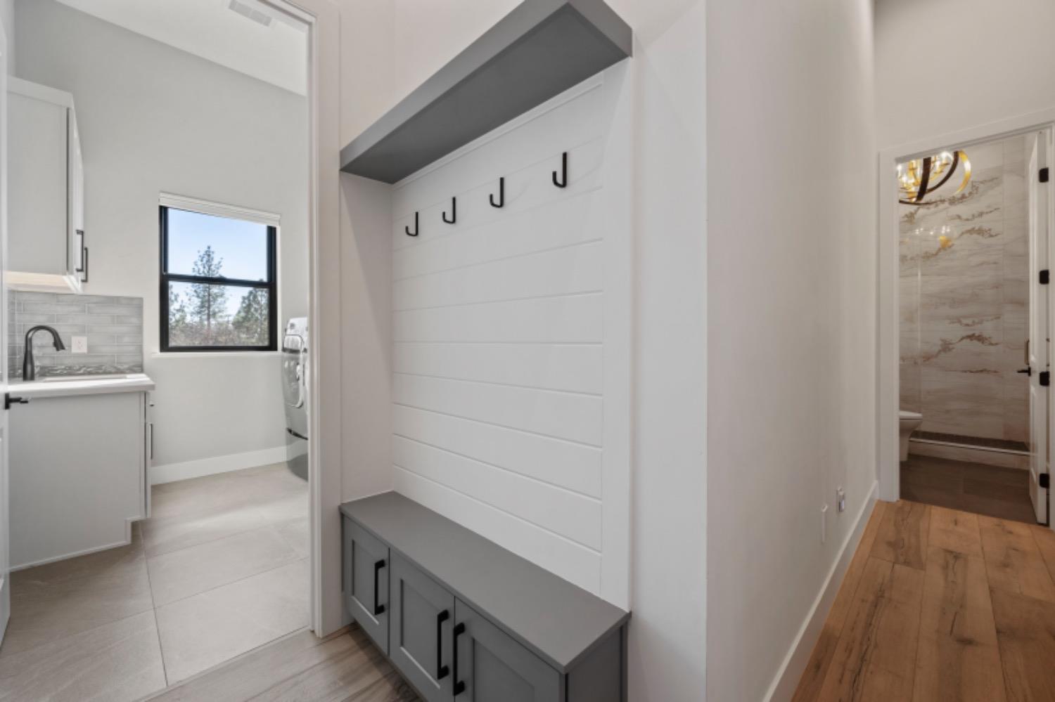 Detail Gallery Image 25 of 72 For 1412 Lodge View Dr, Meadow Vista,  CA 95722 - 4 Beds | 3 Baths