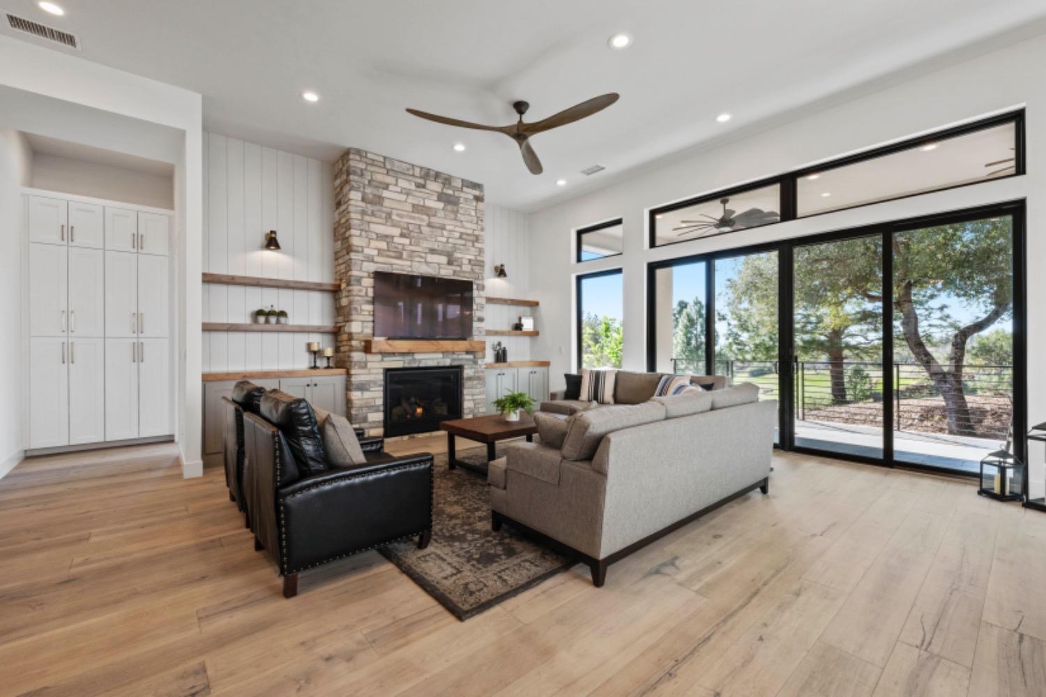 Detail Gallery Image 13 of 72 For 1412 Lodge View Dr, Meadow Vista,  CA 95722 - 4 Beds | 3 Baths