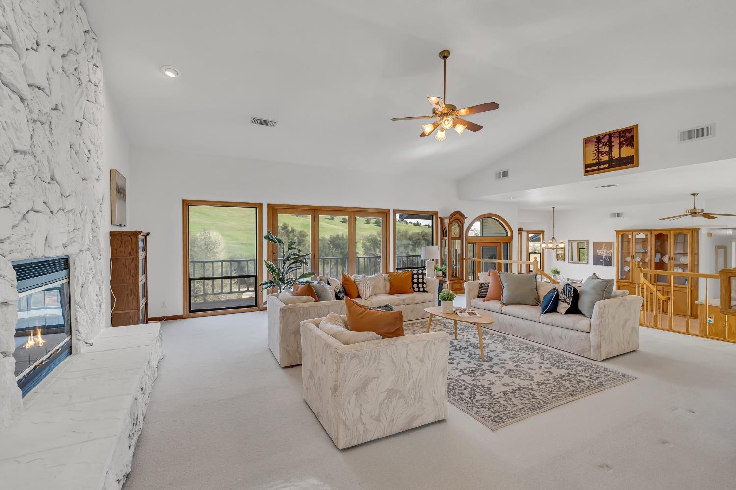 Mesa Verdes Drive, El Dorado Hills, California image 12