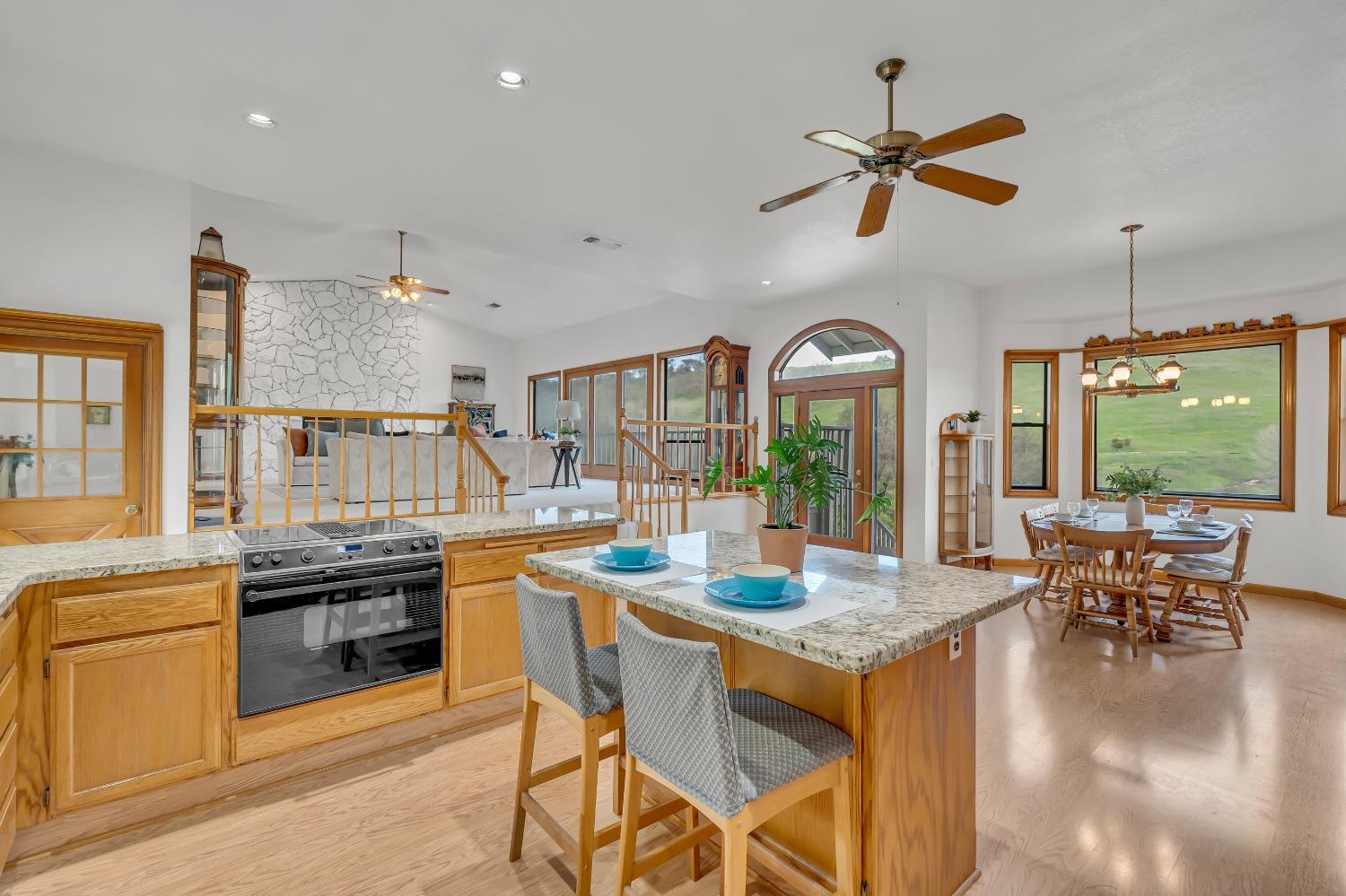 Mesa Verdes Drive, El Dorado Hills, California image 6