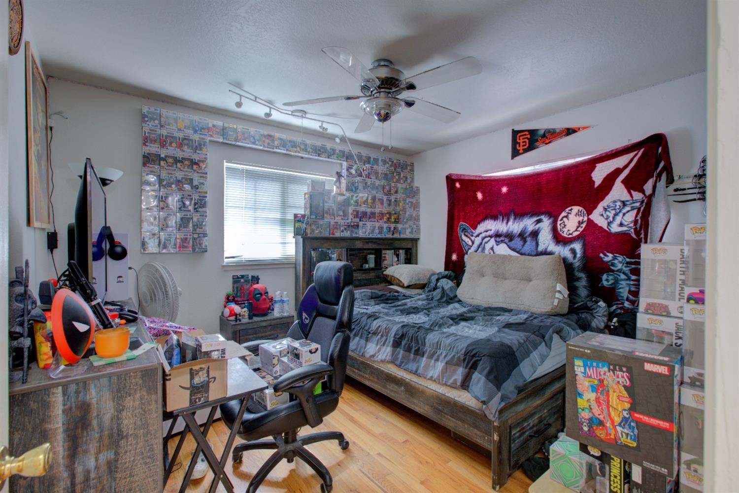 Detail Gallery Image 11 of 34 For 2218 Monticello Ave, Modesto,  CA 95350 - 4 Beds | 2 Baths