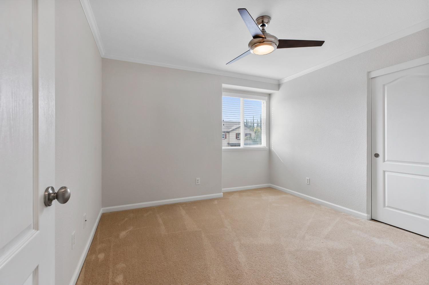 Detail Gallery Image 14 of 22 For 2205 Driftwood Park Dr, Modesto,  CA 95355 - 4 Beds | 2/1 Baths