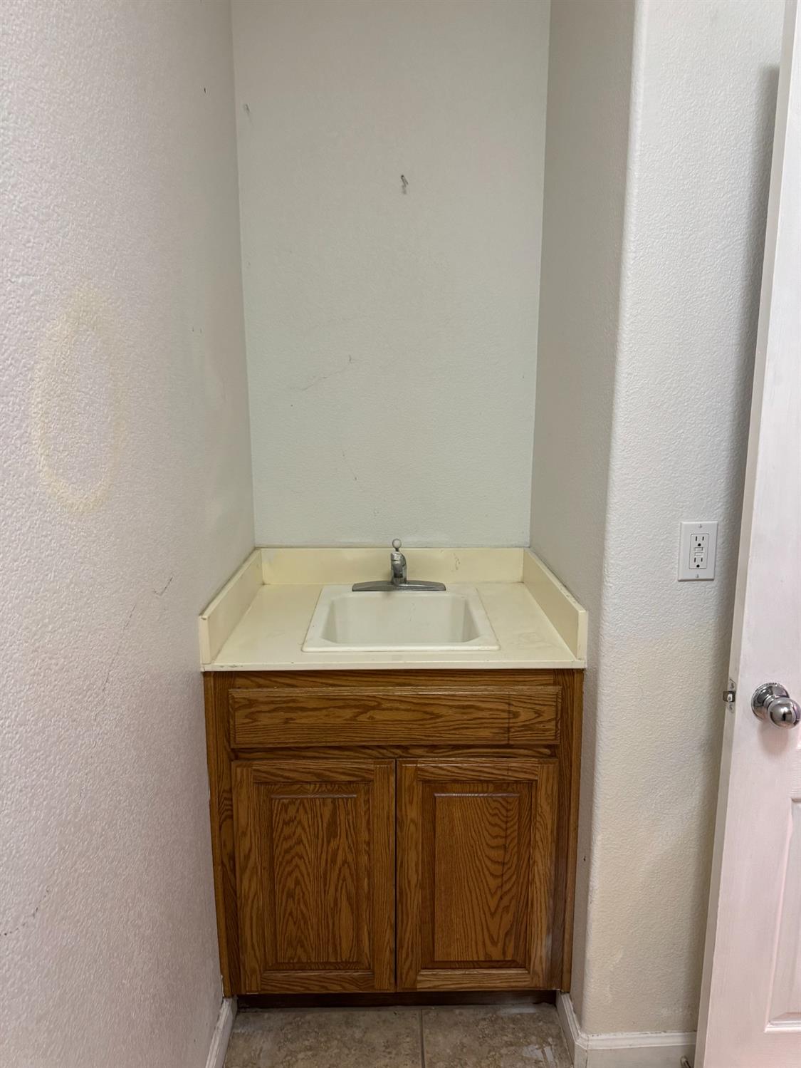 Detail Gallery Image 18 of 40 For 5533 Hennessey Dr, Stockton,  CA 95219 - 3 Beds | 2 Baths