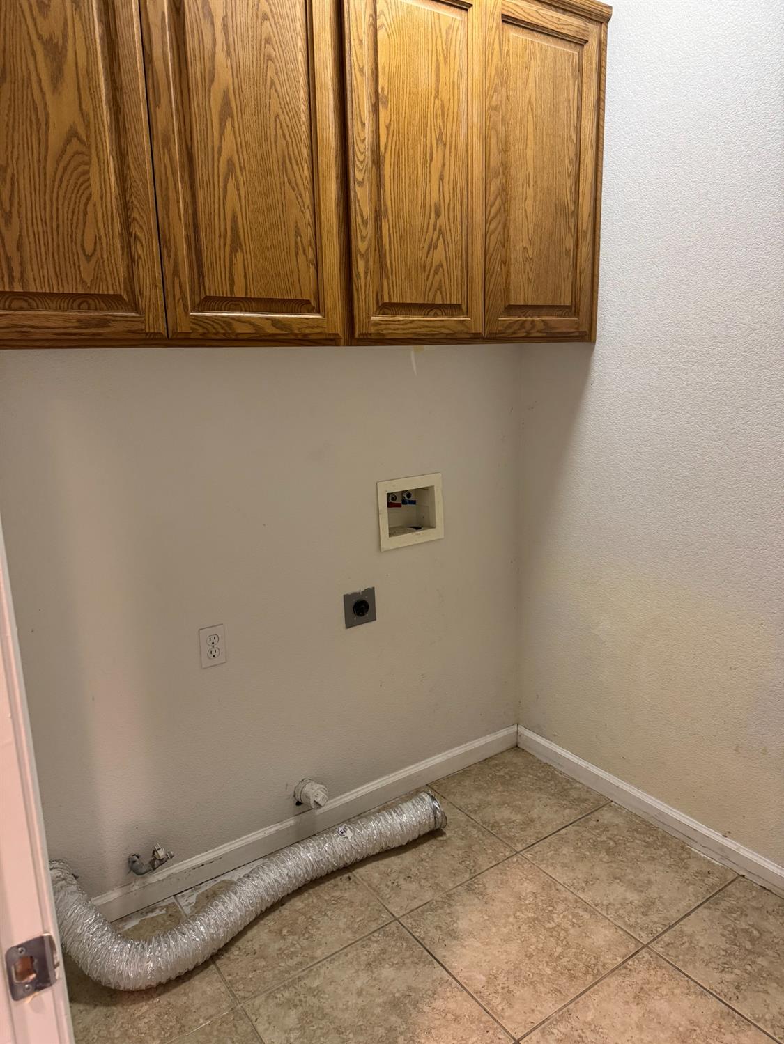 Detail Gallery Image 17 of 40 For 5533 Hennessey Dr, Stockton,  CA 95219 - 3 Beds | 2 Baths
