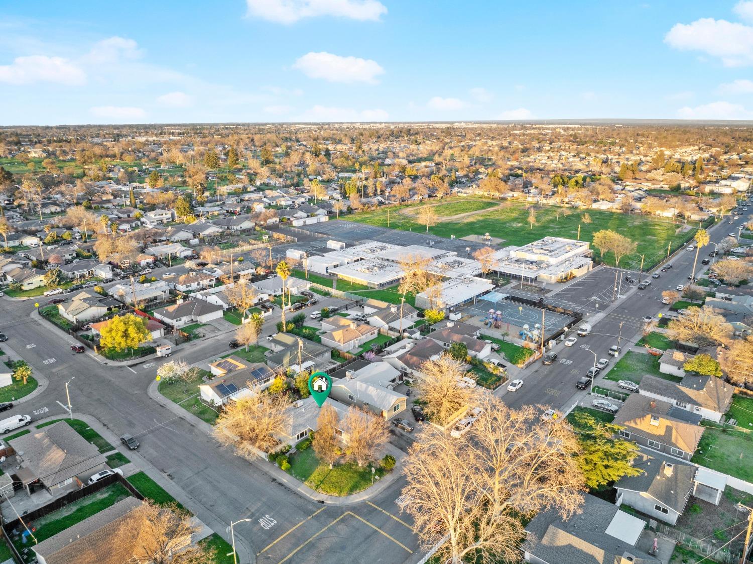 Fairbanks Avenue, Sacramento, California image 30