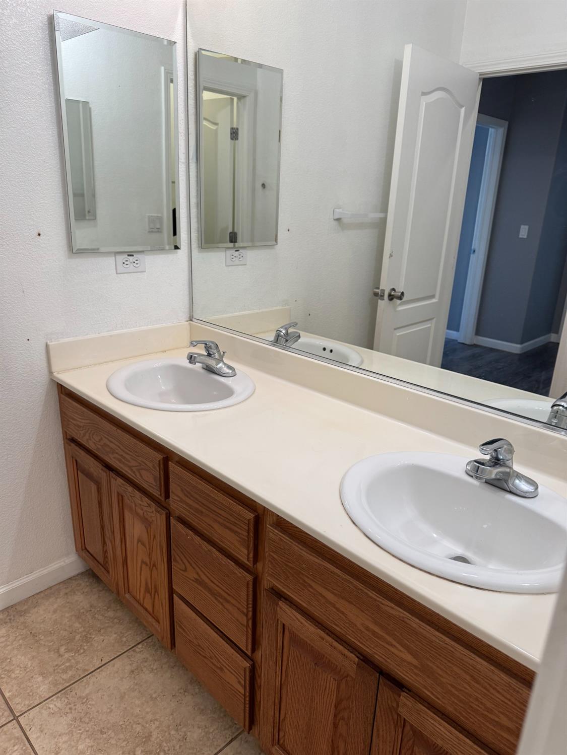 Detail Gallery Image 19 of 40 For 5533 Hennessey Dr, Stockton,  CA 95219 - 3 Beds | 2 Baths