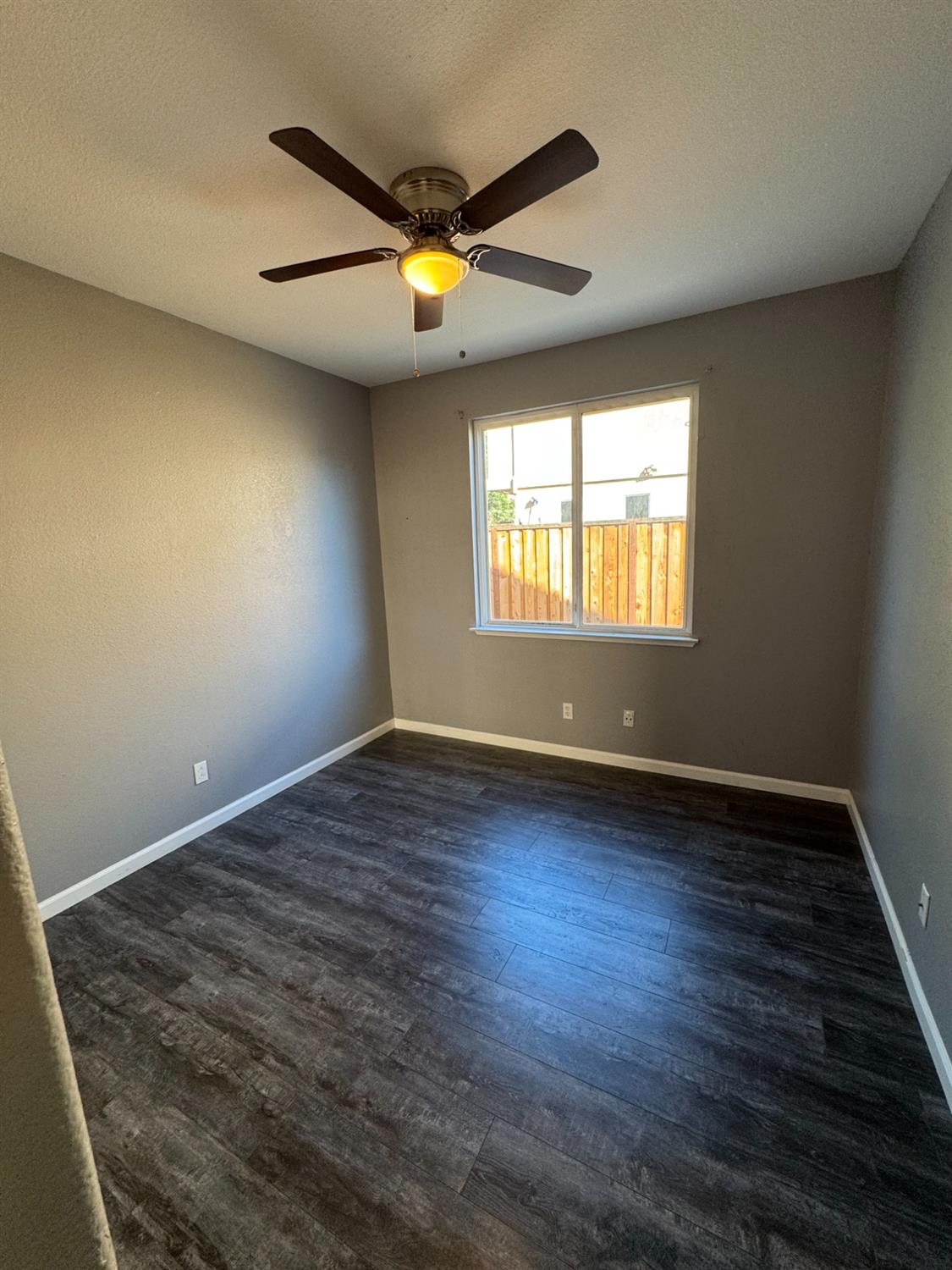 Detail Gallery Image 24 of 40 For 5533 Hennessey Dr, Stockton,  CA 95219 - 3 Beds | 2 Baths