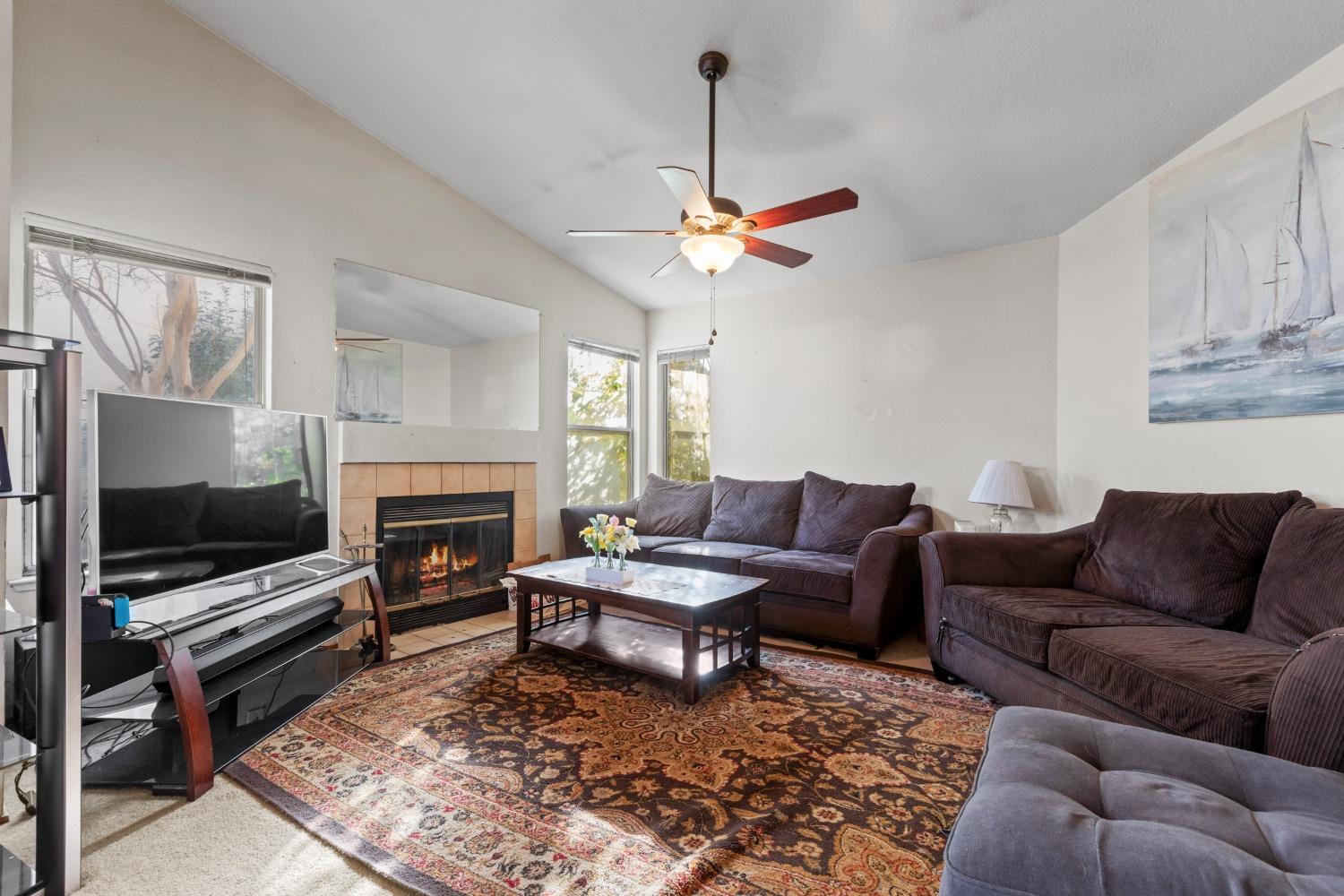 Willys Court, Sacramento, California image 6