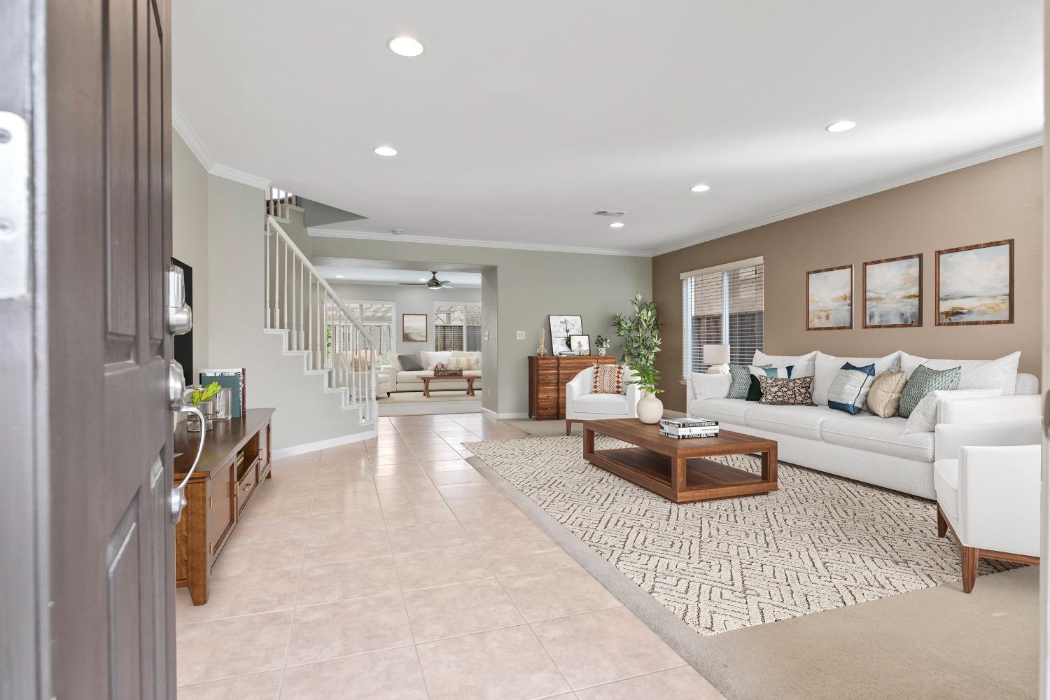 Detail Gallery Image 2 of 22 For 2205 Driftwood Park Dr, Modesto,  CA 95355 - 4 Beds | 2/1 Baths