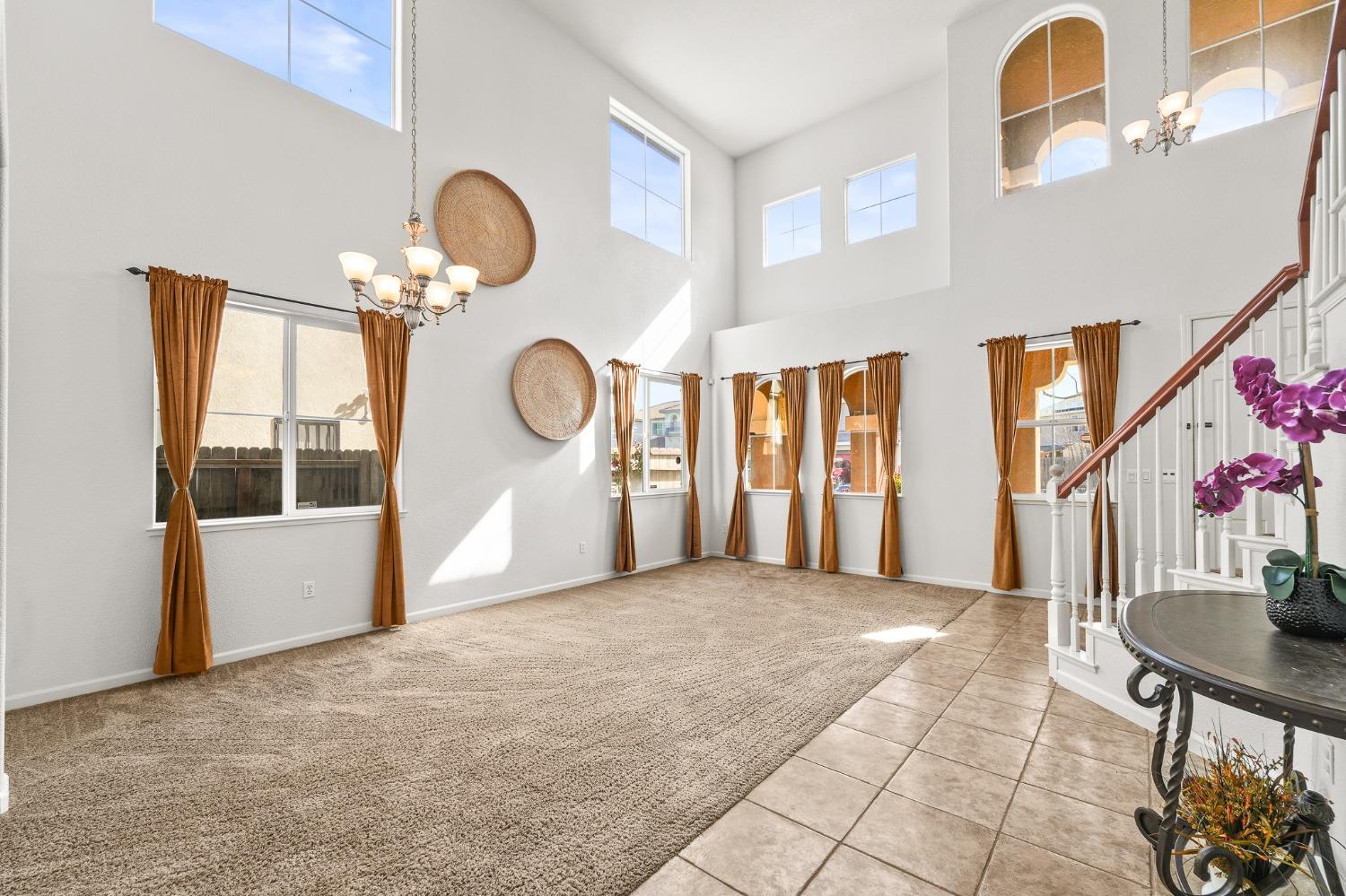 Detail Gallery Image 10 of 51 For 1143 Laureto St, Manteca,  CA 95336 - 4 Beds | 2/1 Baths