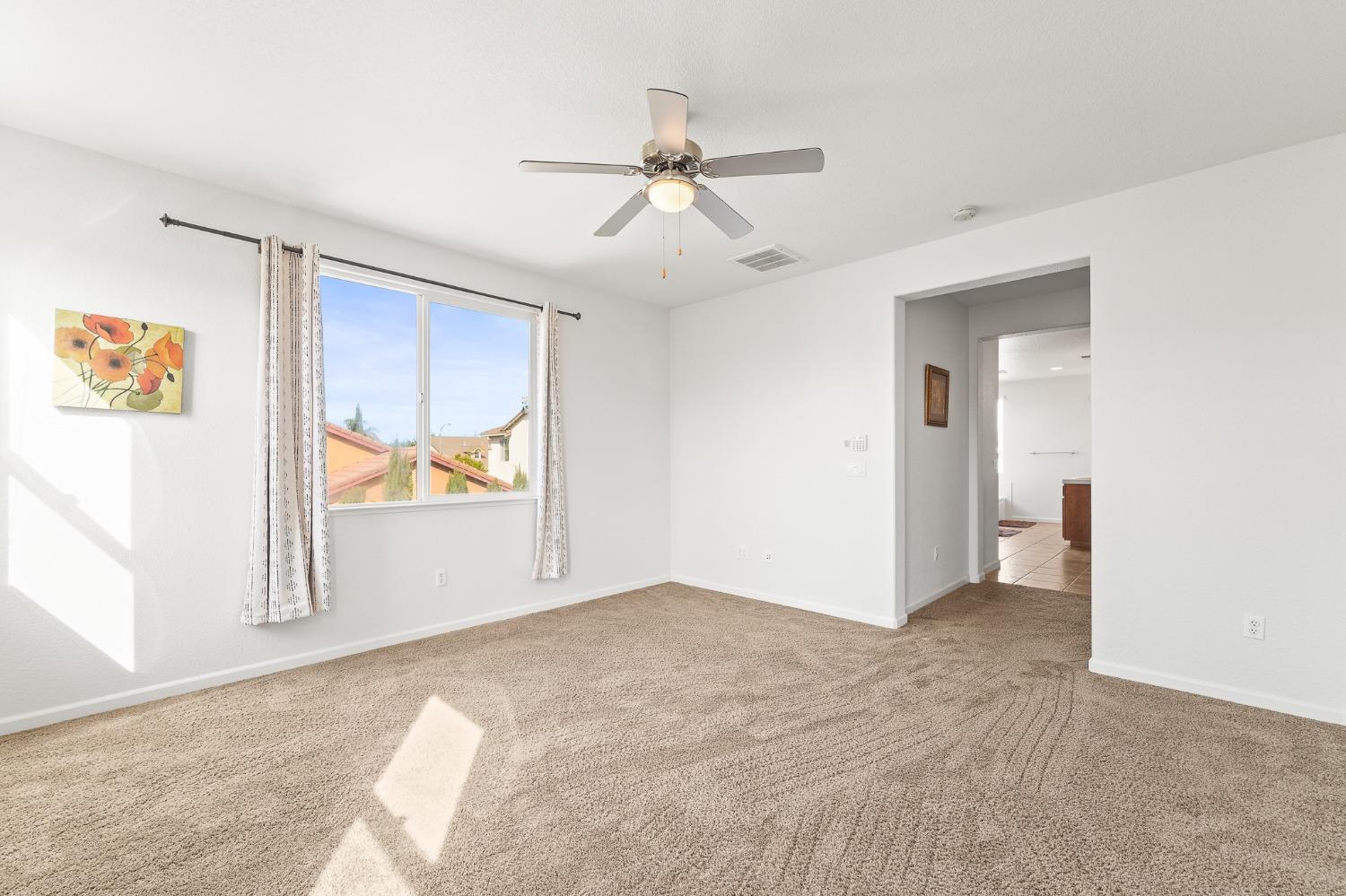 Detail Gallery Image 35 of 51 For 1143 Laureto St, Manteca,  CA 95336 - 4 Beds | 2/1 Baths