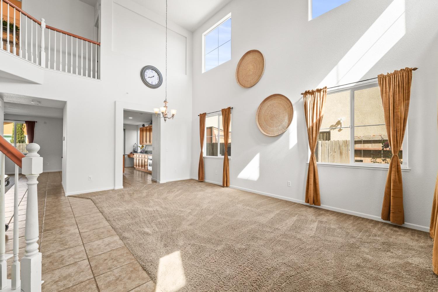 Detail Gallery Image 12 of 51 For 1143 Laureto St, Manteca,  CA 95336 - 4 Beds | 2/1 Baths