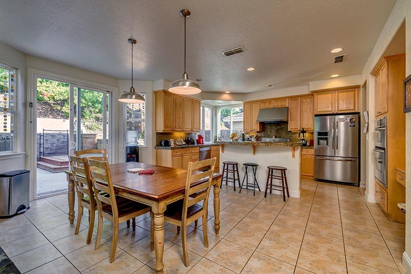 Lysander Way, Roseville, California image 5