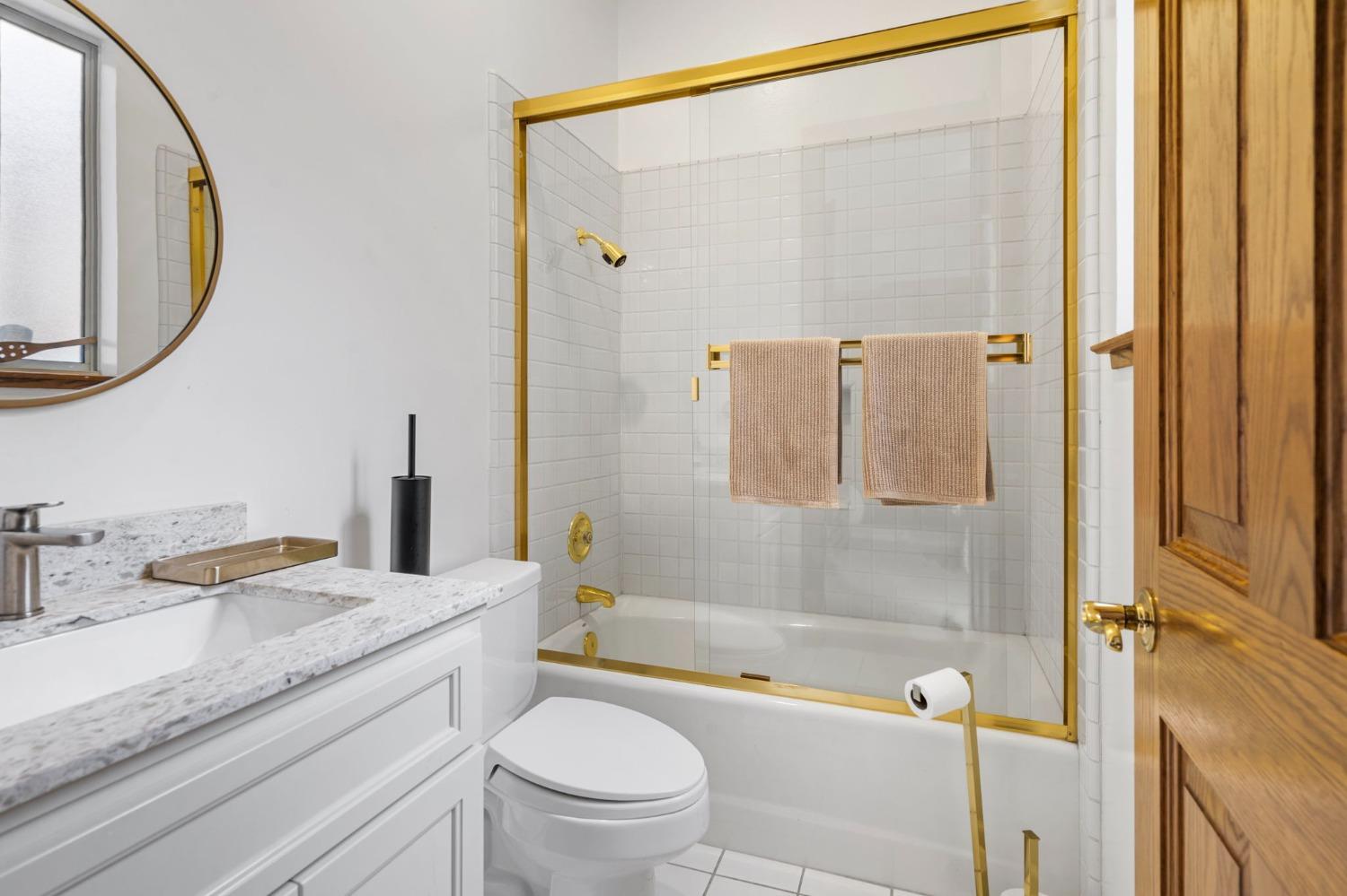 Detail Gallery Image 36 of 87 For 6301 Saint Andrews Dr, Stockton,  CA 95219 - 5 Beds | 5/2 Baths