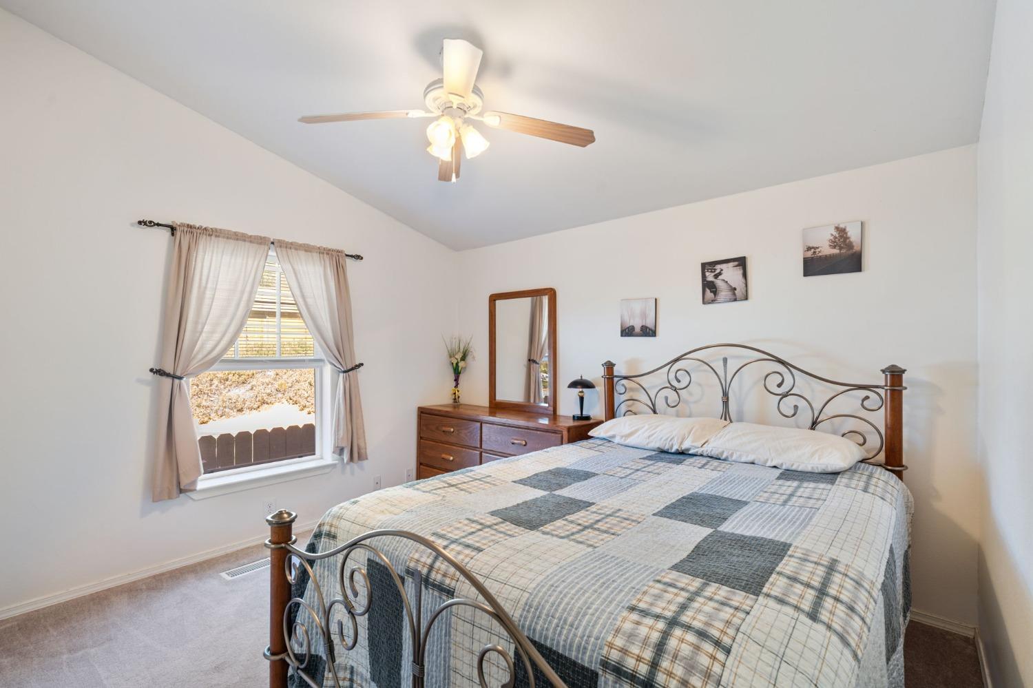 Detail Gallery Image 9 of 46 For 3830 Dogwood Pass Rd, Mokelumne Hill,  CA 95245 - 4 Beds | 4 Baths