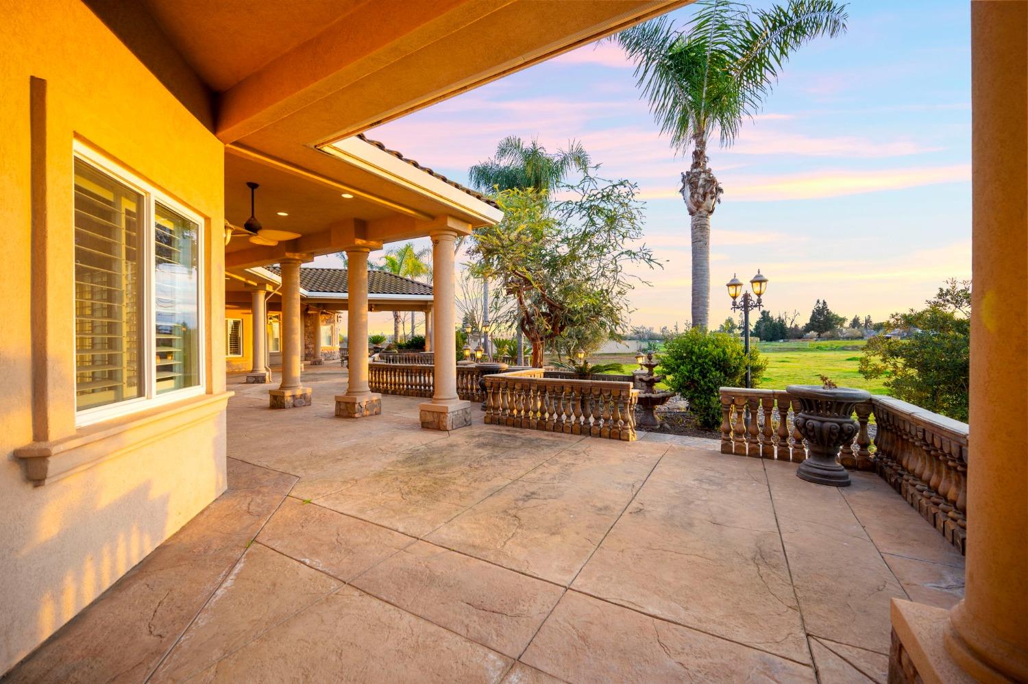 Detail Gallery Image 14 of 76 For 19149 Saint John Rd, Escalon,  CA 95320 - 6 Beds | 6/1 Baths