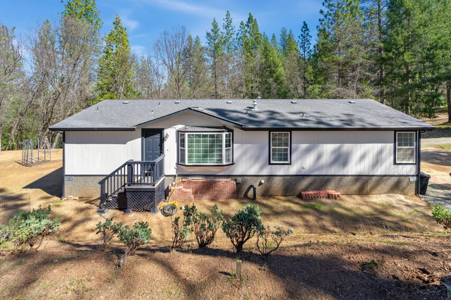 Detail Gallery Image 27 of 46 For 3830 Dogwood Pass Rd, Mokelumne Hill,  CA 95245 - 4 Beds | 4 Baths