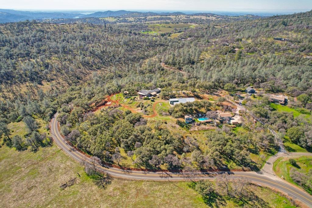 Detail Gallery Image 9 of 96 For 5240 Salmon Falls Rd, Pilot Hill,  CA 95664 - 2 Beds | 2 Baths