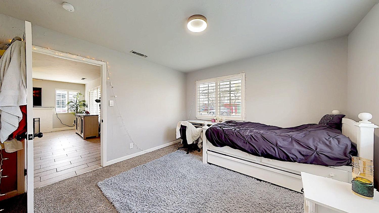 Detail Gallery Image 29 of 77 For 204 N Santa Ana Ave, Modesto,  CA 95354 - 5 Beds | 3 Baths