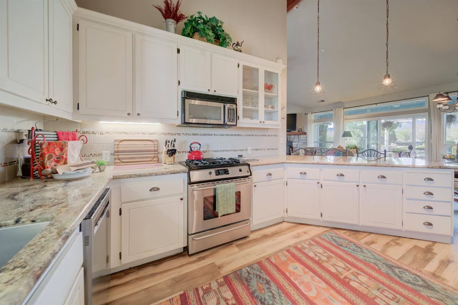 Detail Gallery Image 28 of 50 For 18240 County Road 86, Esparto,  CA 95627 - 3 Beds | 2/1 Baths