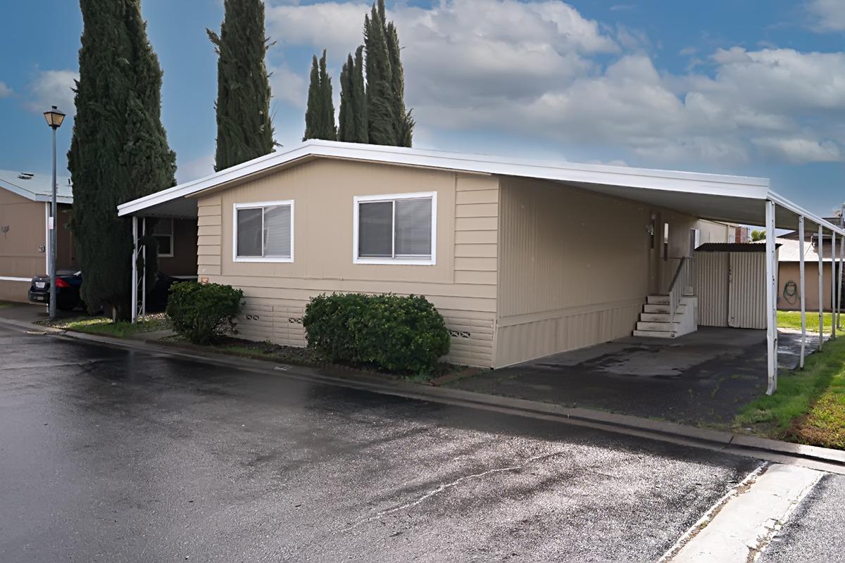 Detail Gallery Image 1 of 38 For 12344 26 Mile Rd. 42, Oakdale,  CA 95361 - 2 Beds | 2 Baths