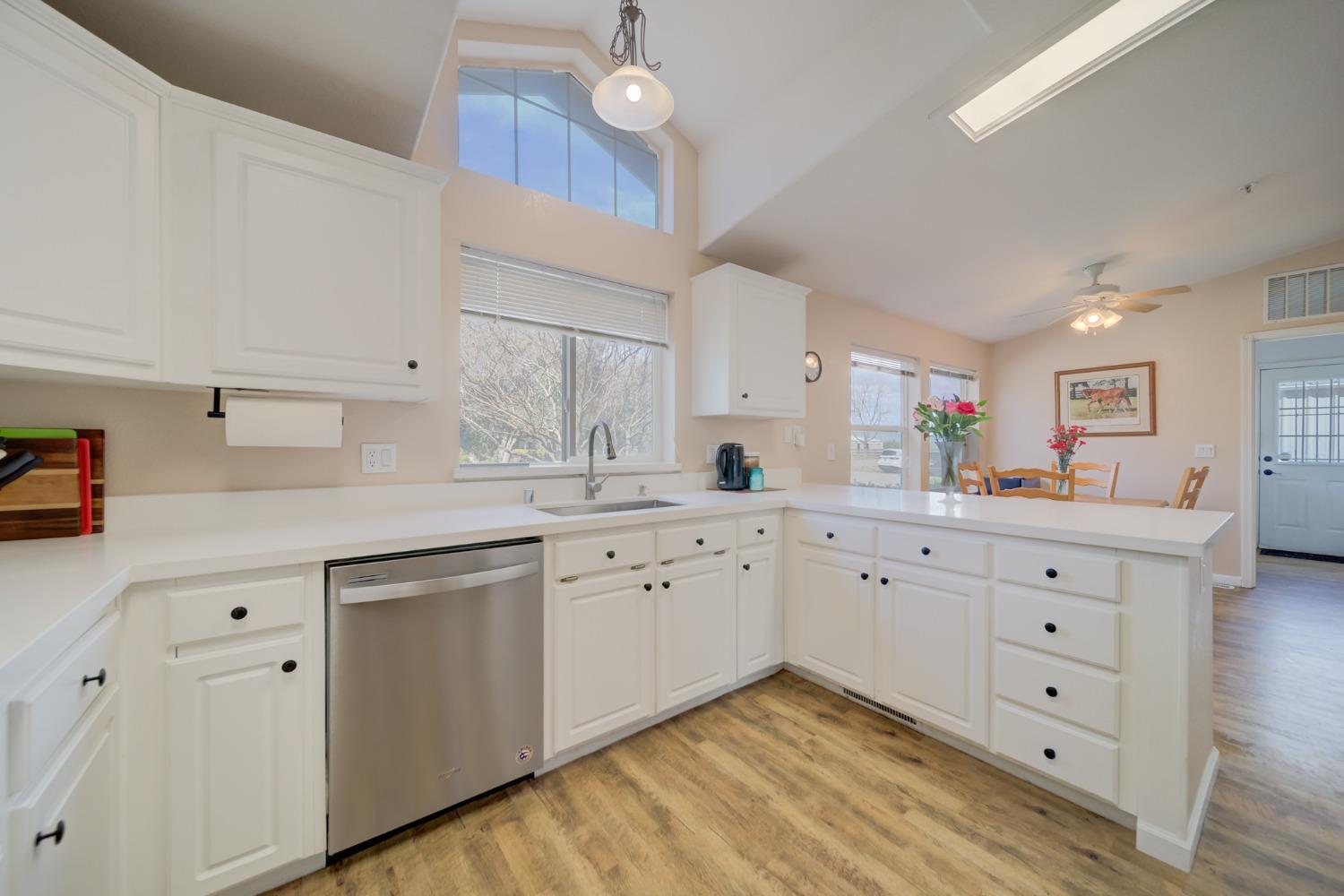 Detail Gallery Image 32 of 46 For 18341 County Road 86, Esparto,  CA 95627 - 4 Beds | 2 Baths