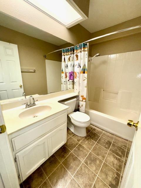 Detail Gallery Image 11 of 13 For 2334 Santos St, Dos Palos,  CA 93620 - 4 Beds | 2/1 Baths