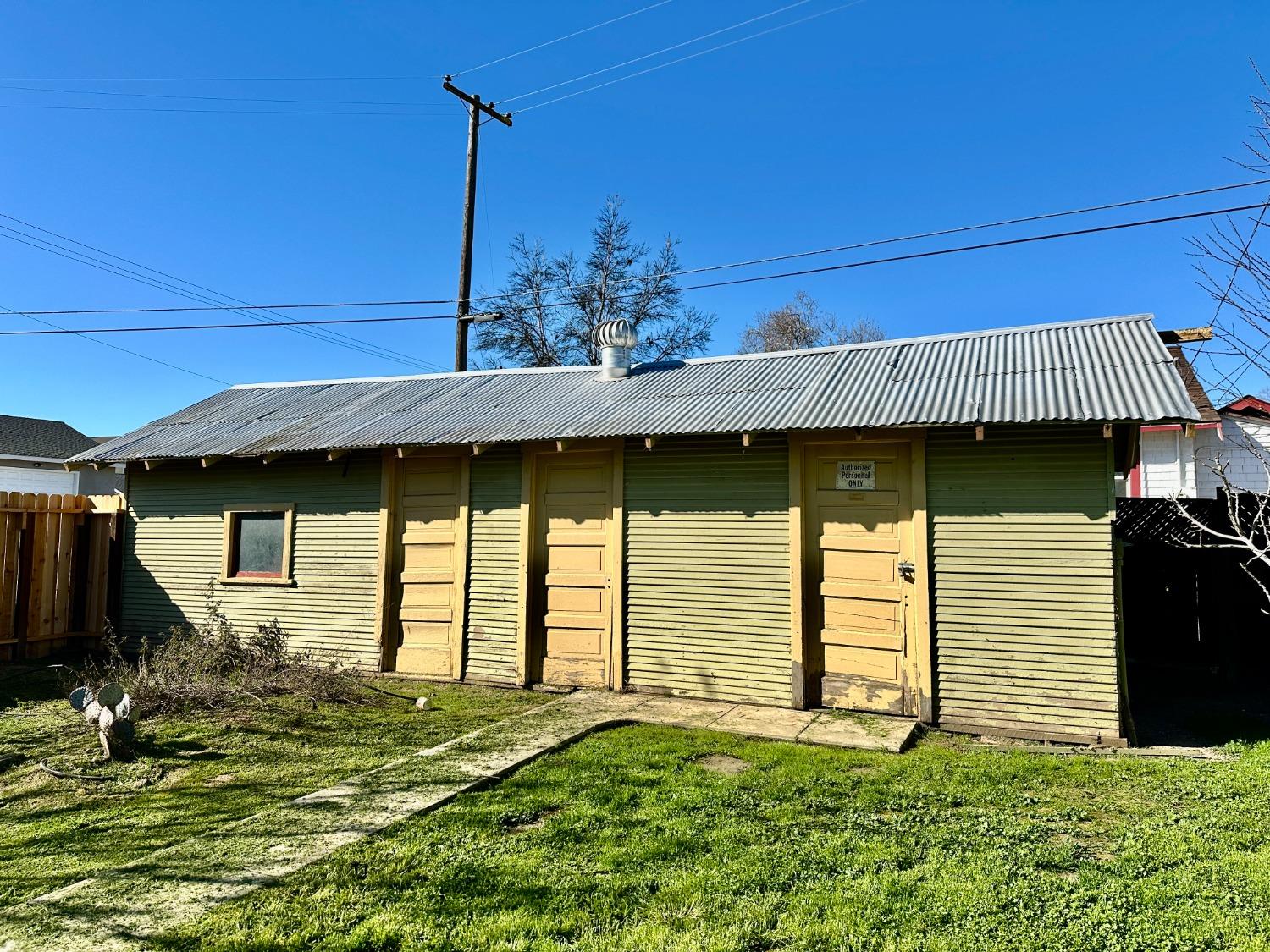 Detail Gallery Image 26 of 29 For 1059 Q St, Newman,  CA 95360 - 2 Beds | 1 Baths