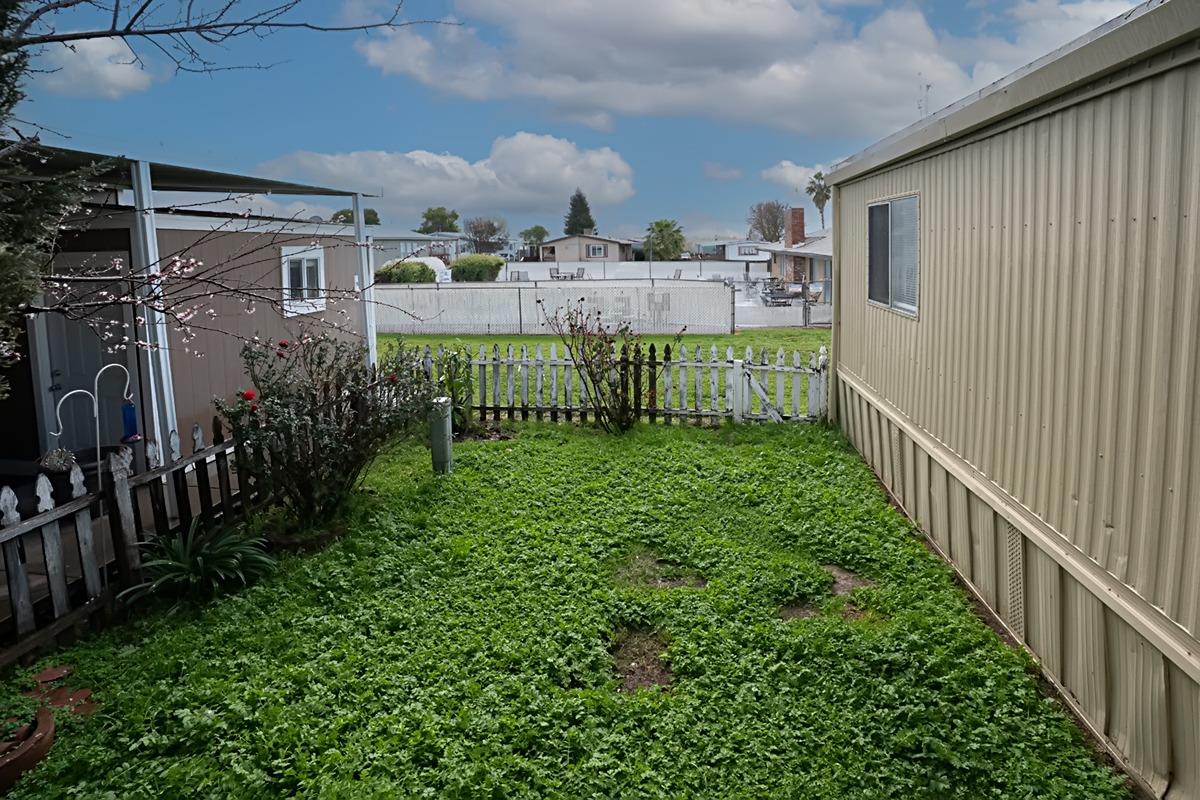 Detail Gallery Image 6 of 38 For 12344 26 Mile Rd. 42, Oakdale,  CA 95361 - 2 Beds | 2 Baths