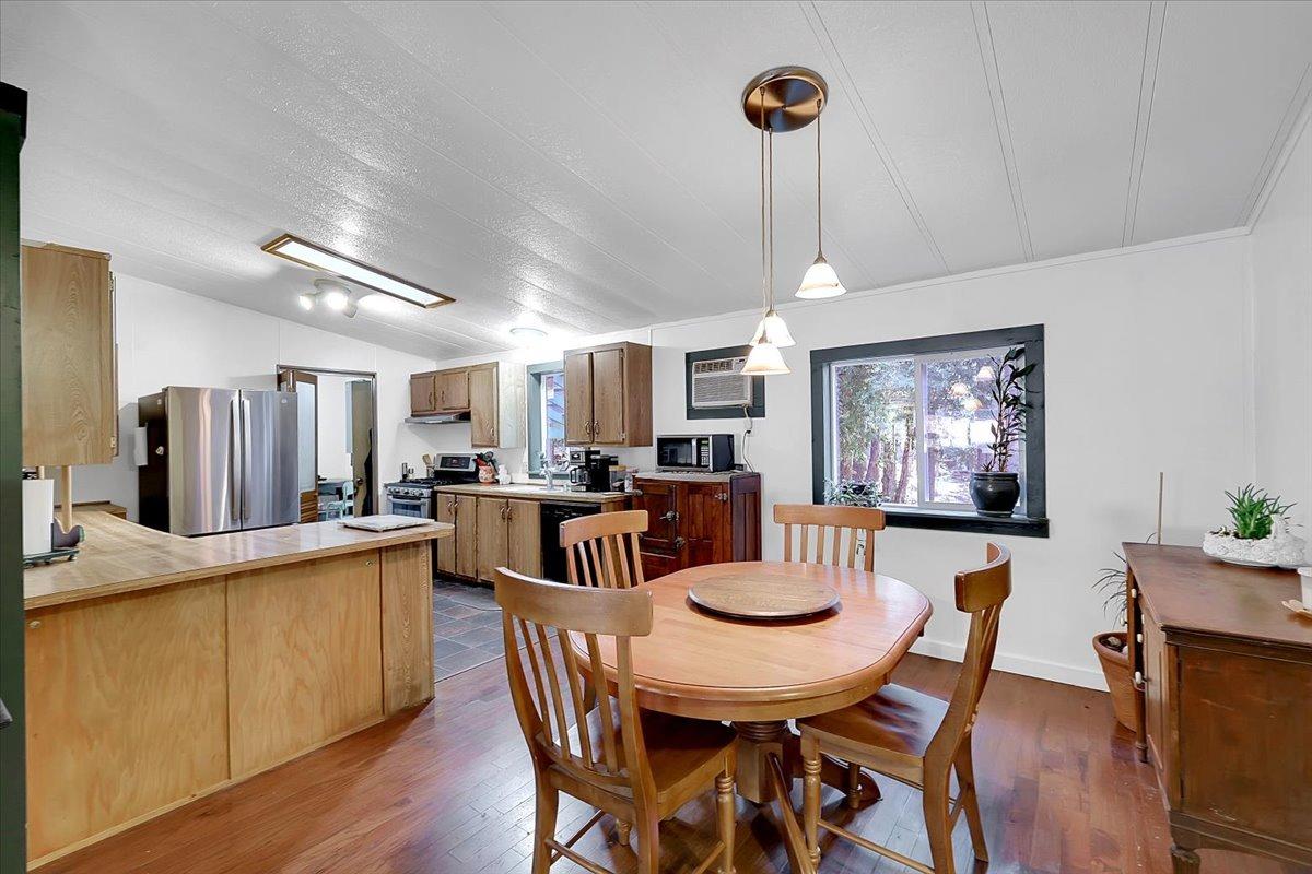 Detail Gallery Image 10 of 35 For 77 Kirkwood Way, Clipper Mills,  CA 95930 - 3 Beds | 2 Baths