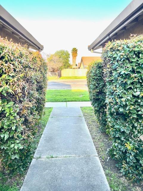 Detail Gallery Image 14 of 21 For 9019 Fox Creek Dr, Stockton,  CA 95210 - 2 Beds | 2 Baths