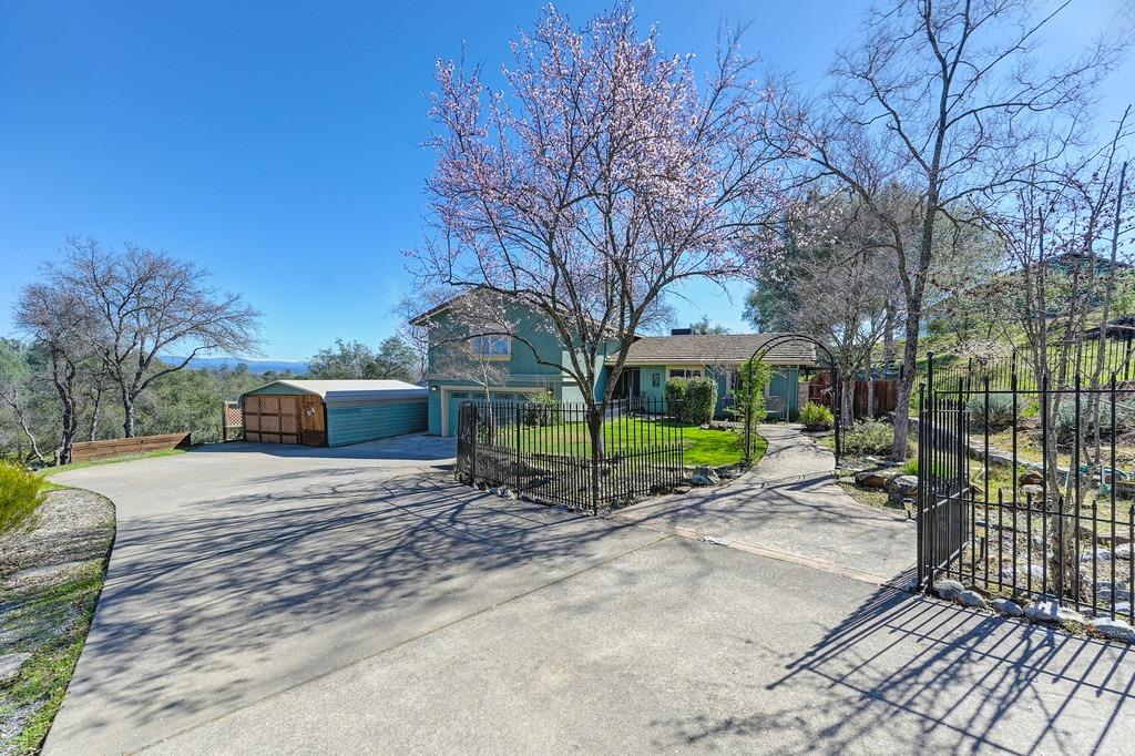 Detail Gallery Image 1 of 96 For 5240 Salmon Falls Rd, Pilot Hill,  CA 95664 - 2 Beds | 2 Baths