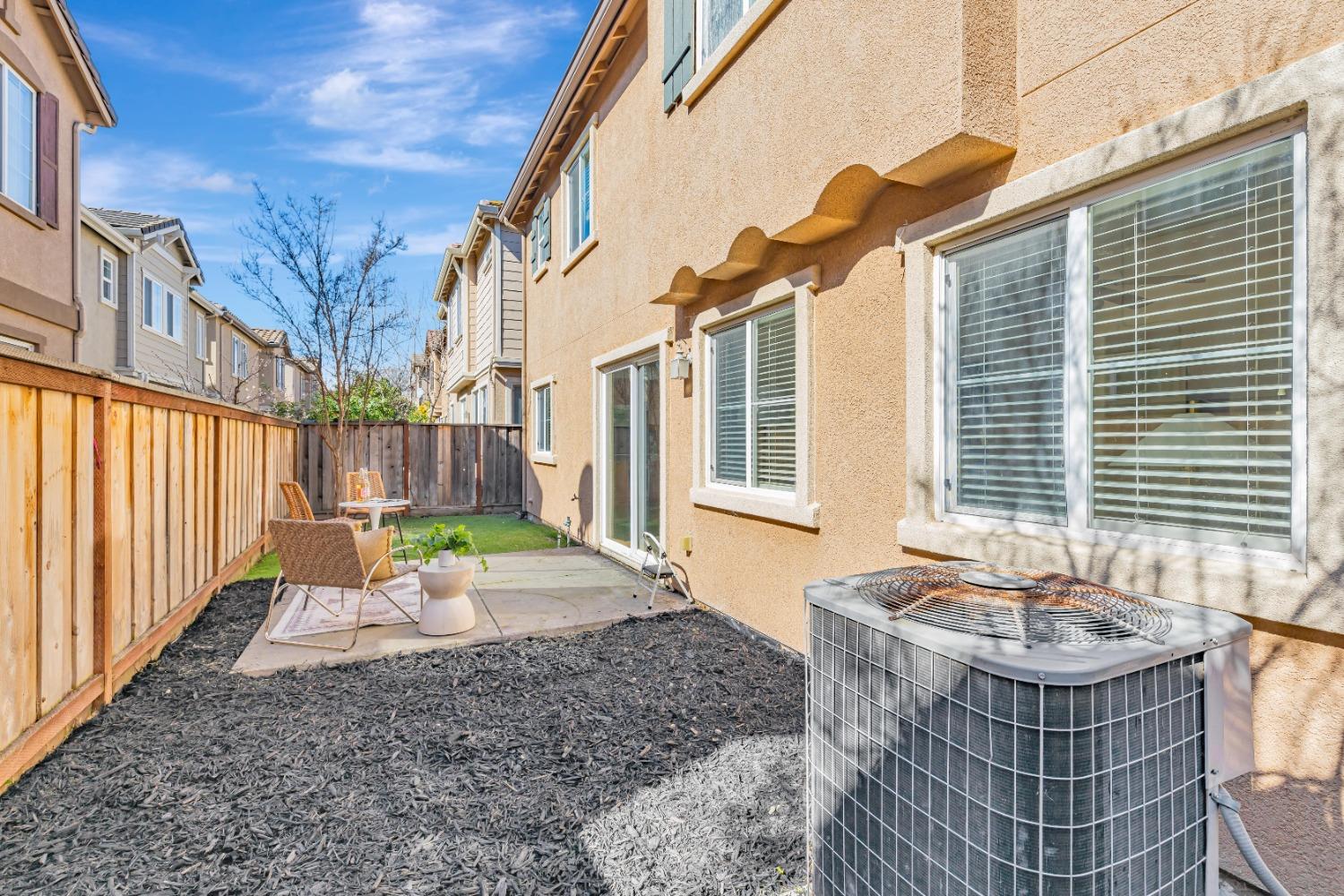 Detail Gallery Image 41 of 57 For 3012 Calla Lily Ln, Stockton,  CA 95209 - 4 Beds | 2/1 Baths