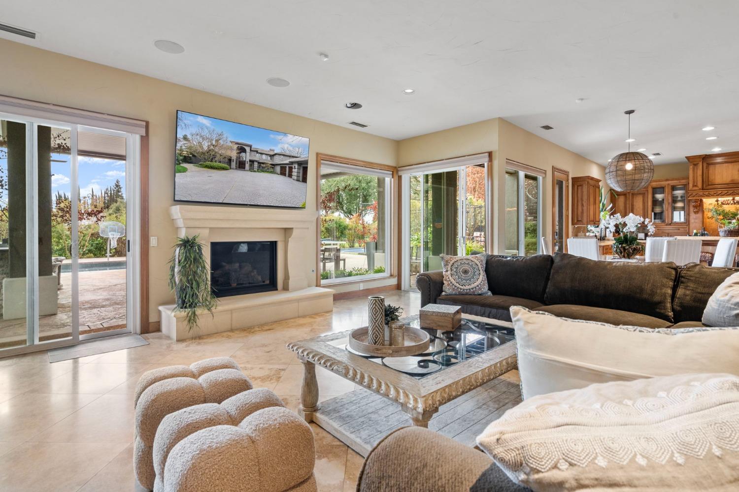 Detail Gallery Image 15 of 87 For 6301 Saint Andrews Dr, Stockton,  CA 95219 - 5 Beds | 5/2 Baths