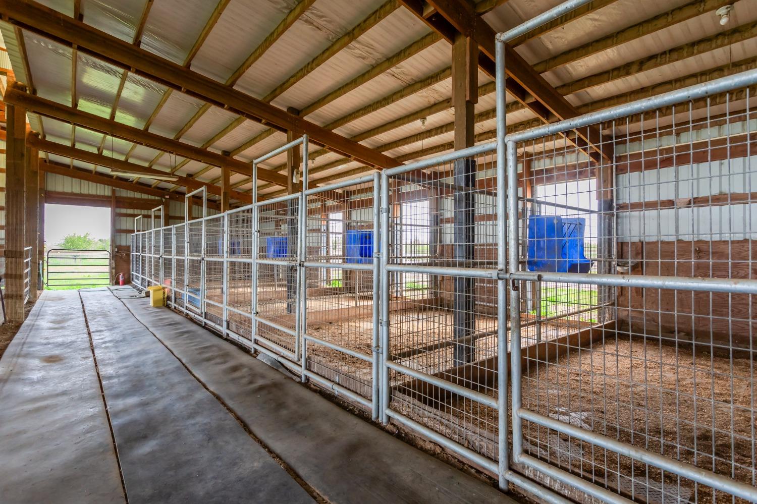 Detail Gallery Image 7 of 50 For 18240 County Road 86, Esparto,  CA 95627 - 3 Beds | 2/1 Baths