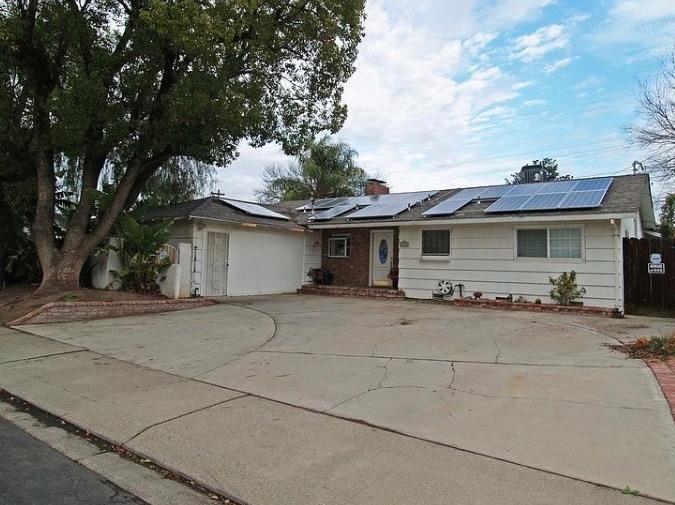 Detail Gallery Image 2 of 34 For 2218 Monticello Ave, Modesto,  CA 95350 - 4 Beds | 2 Baths