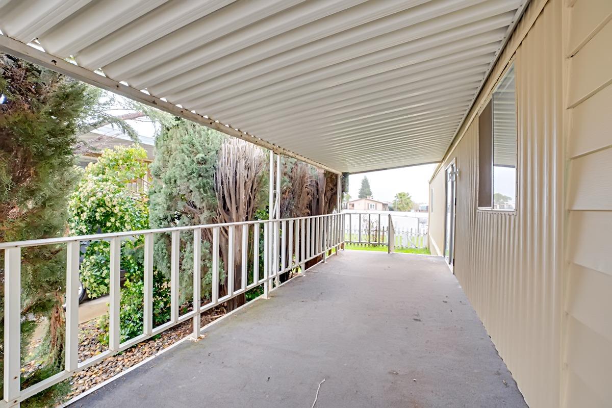 Detail Gallery Image 4 of 38 For 12344 26 Mile Rd. 42, Oakdale,  CA 95361 - 2 Beds | 2 Baths