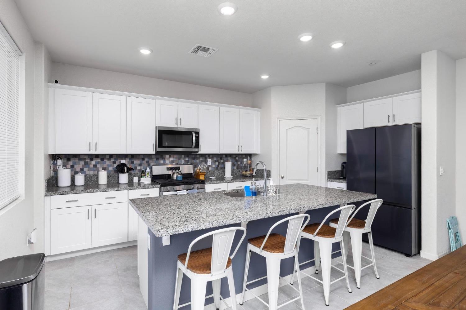 Diamante Way, Oakley, California image 9