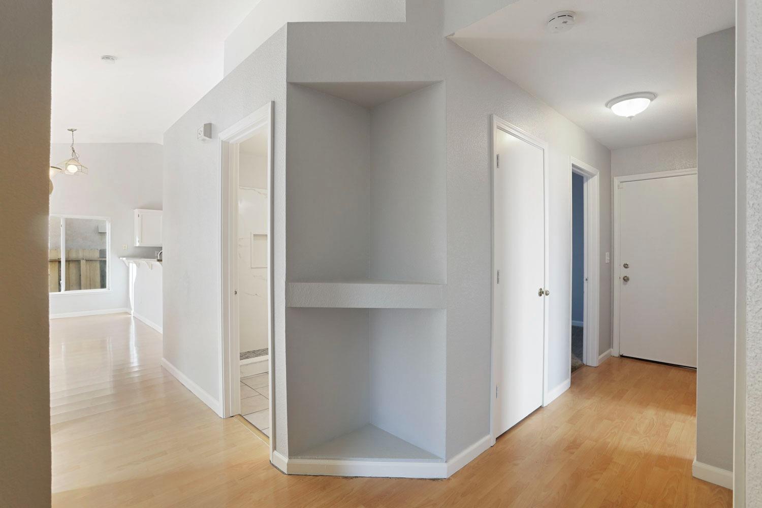 Detail Gallery Image 32 of 44 For 5449 Governor Cir, Stockton,  CA 95210 - 4 Beds | 2 Baths